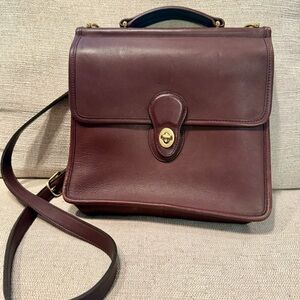 Vintage Coach Willis 9927